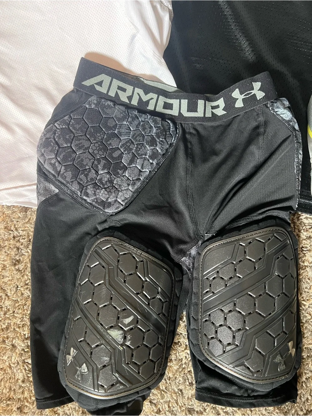 Under Armour Football Gear Set - White & Black - Picture 2 of 7